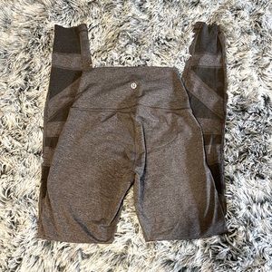 LULULEMON GRAY FULL LENGTH LEGGINGS